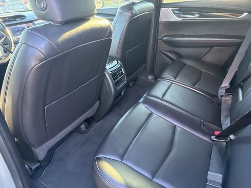 Used 2023 Cadillac XT5 Premium Luxury image 19