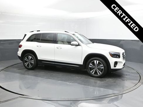New 2025 Mercedes-Benz GLB 250 image 17