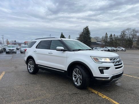 Used 2018 Ford Explorer Limited image 10