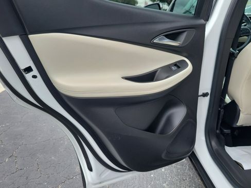 Used 2023 Buick Encore GX Select FWD image 10