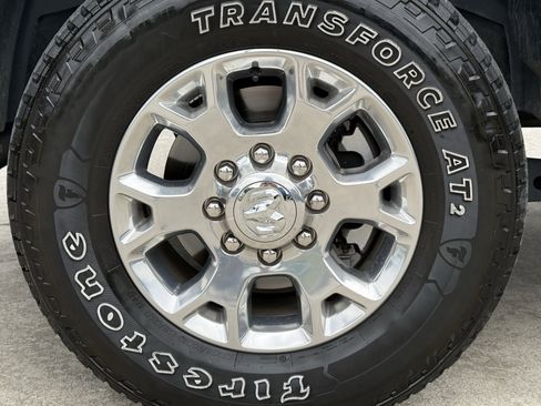 Used 2024 RAM 2500 Laramie AWD/4WD image 13
