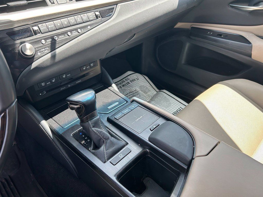 Used 2021 Lexus ES 350 w/ Premium Package FWD image 13