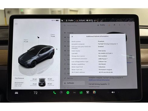 Used 2022 Tesla Model Y Long Range AWD/4WD image 26