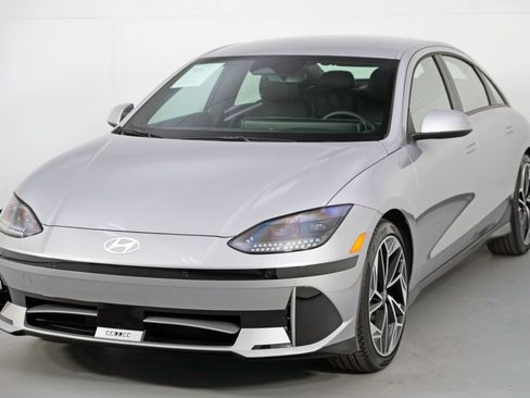 Used 2024 Hyundai Ioniq 6 SEL image 47