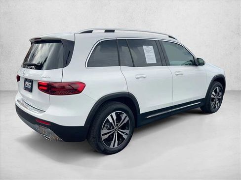 Certified 2025 Mercedes-Benz GLB 250 4MATIC image 5