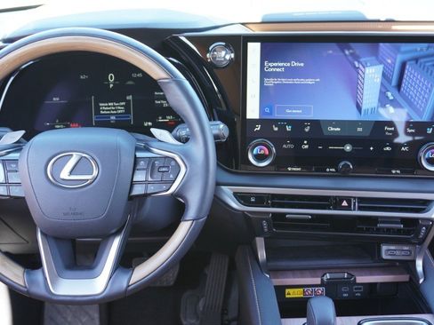 Certified 2025 Lexus RX 350 Premium w/ Accessory Package (Z1) image 29