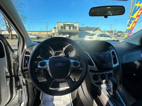 Used 2014 Ford Focus SE image 20