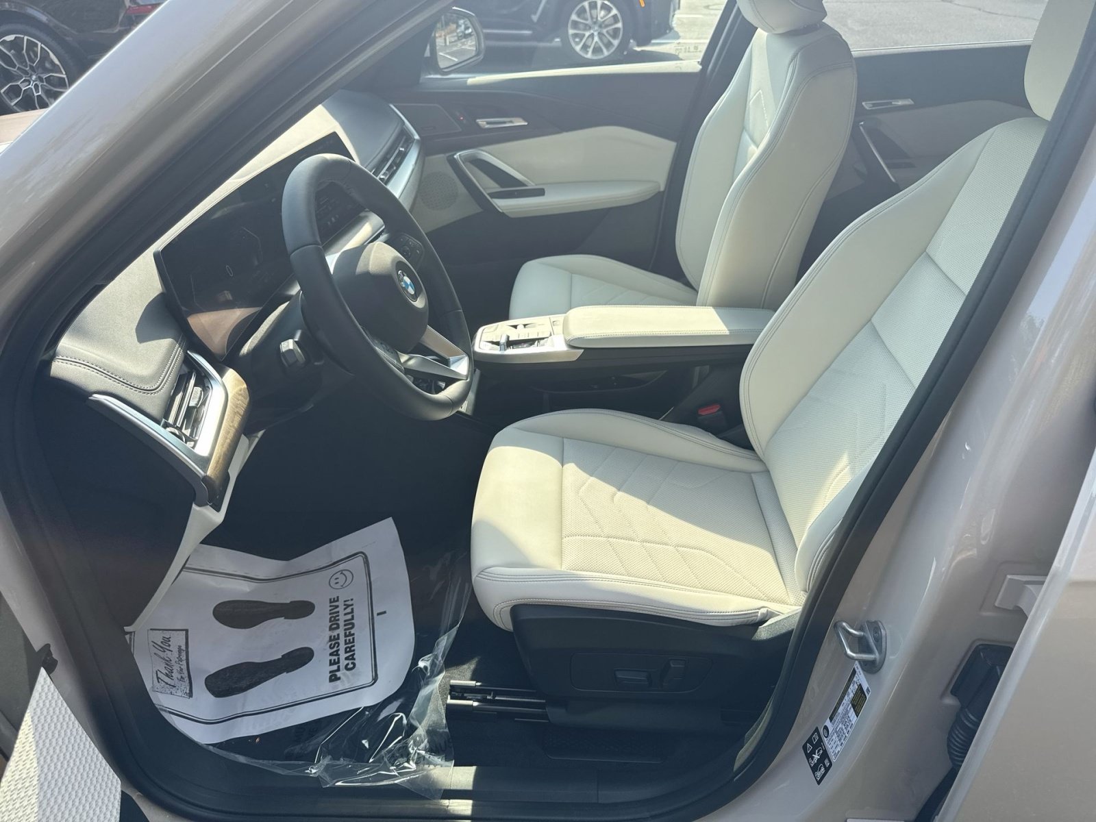New 2027 BMW X1 xDrive28i AWD/4WD image 10