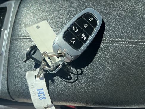 Certified 2023 Hyundai Santa Cruz SEL Premium image 51