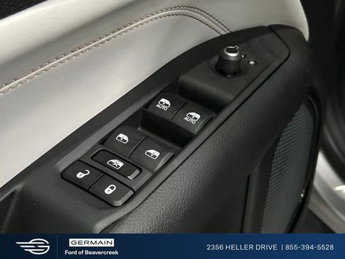 Used 2023 Jeep Compass Limited AWD/4WD image 28