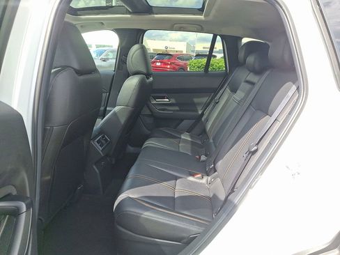 Used 2025 MAZDA CX-50 AWD 2.5 Hybrid w/ Premium Pkg image 10