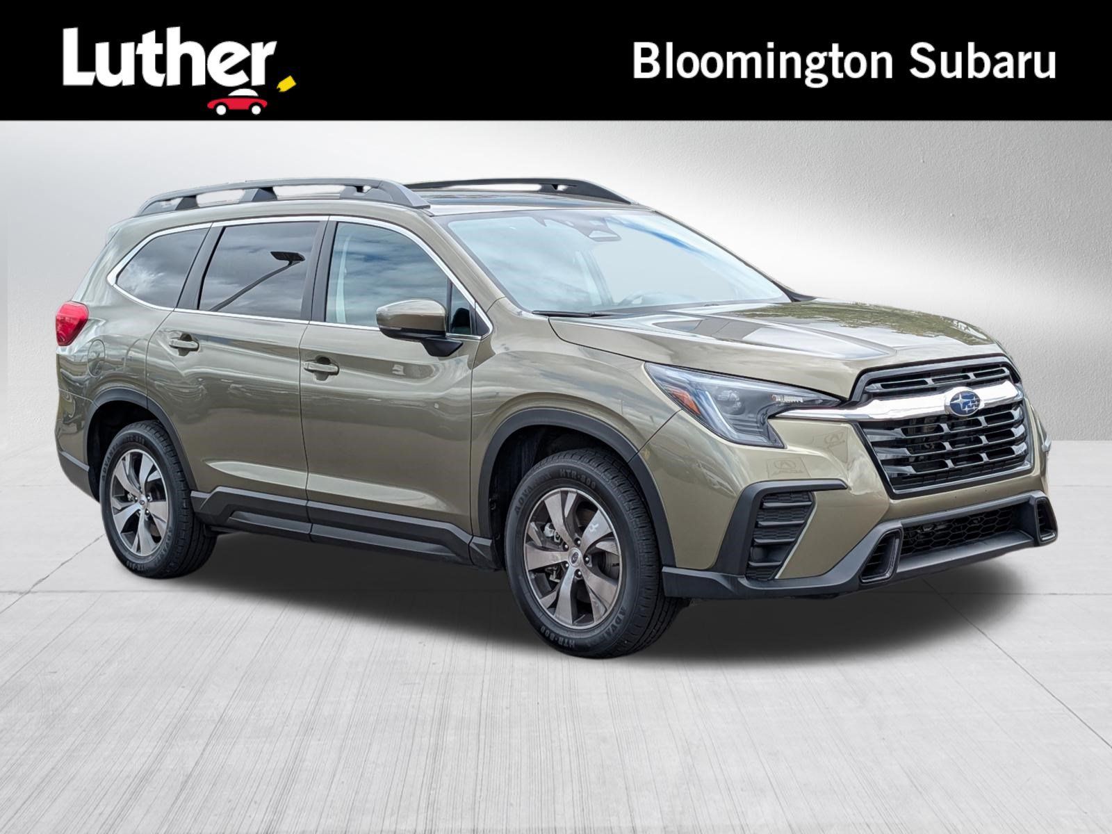 Certified 2025 Subaru Ascent Premium AWD/4WD image 1