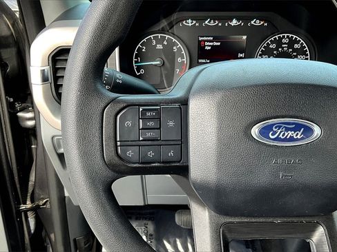 Used 2023 Ford F150 XLT image 19
