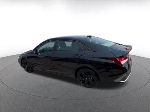Used 2026 Hyundai Elantra Sport FWD image 9