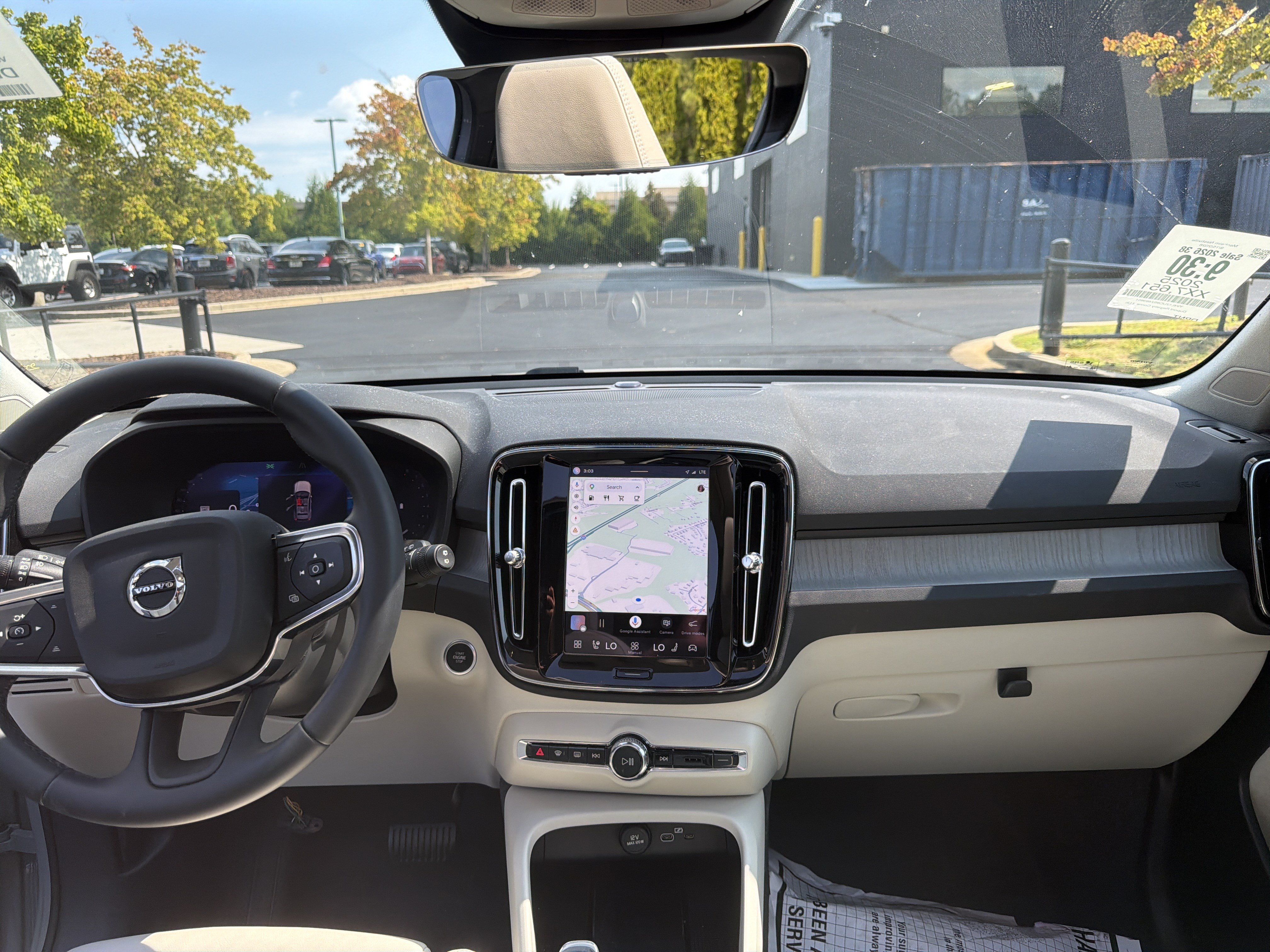 Used 2025 Volvo XC40 B5 Plus w/ Protection Package Premier AWD/4WD image 21
