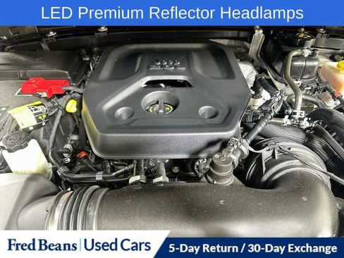 Certified 2025 Jeep Wrangler Sport AWD/4WD image 31