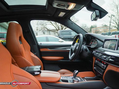 Used 2019 BMW X6 M w/ Executive Package image 34