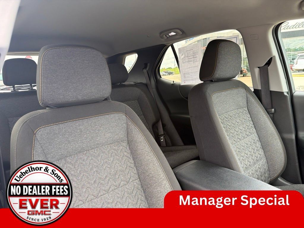 Used 2024 Chevrolet Equinox LT AWD/4WD image 4