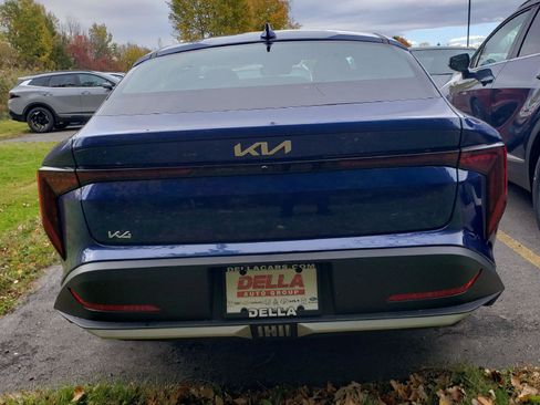 New 2025 Kia K4 EX image 4