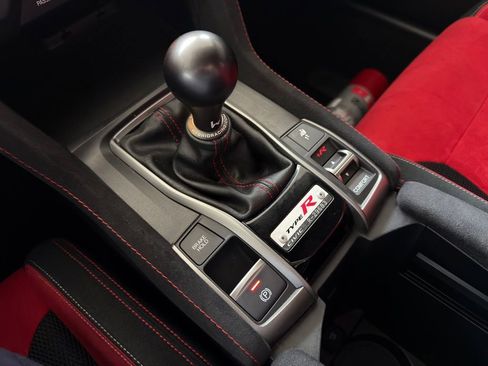 Used 2019 Honda Civic Type R image 30