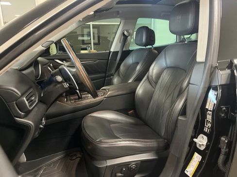 Used 2019 Maserati Levante S GranLusso AWD/4WD image 9