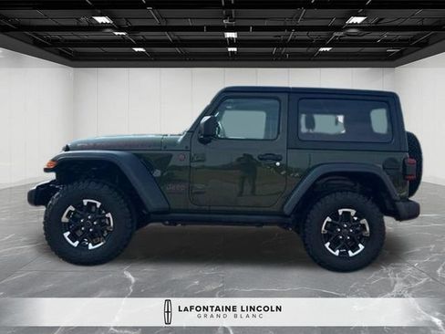 Used 2024 Jeep Wrangler Rubicon w/ Technology Group AWD/4WD image 3