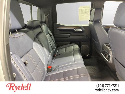 Used 2024 Chevrolet Silverado 1500 High Country w/ Technology Package image 17