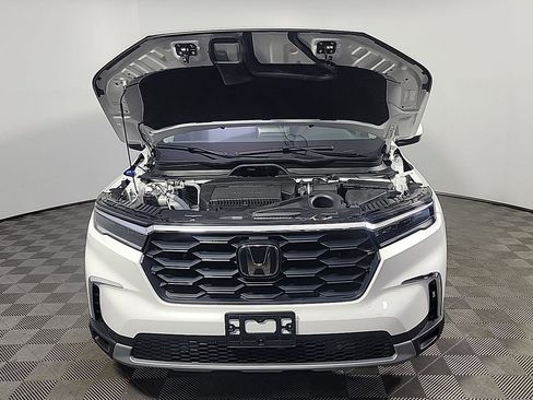 Certified 2025 Honda Pilot EX-L image 12