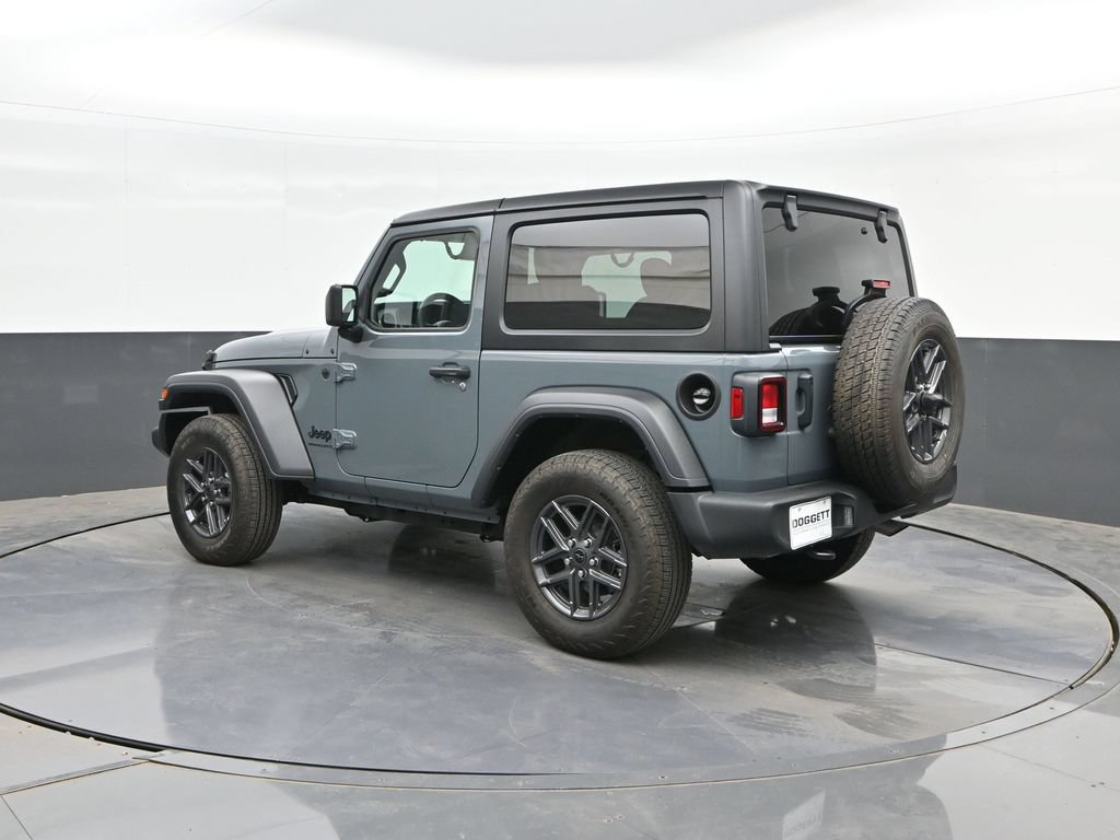 Used 2024 Jeep Wrangler Sport AWD/4WD image 5