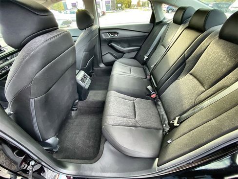 Used 2025 Honda Accord SE image 24