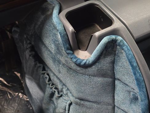 Used 1991 Dodge B2500 image 95