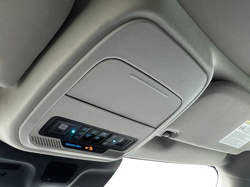 Used 2025 Ford Expedition Platinum AWD/4WD image 80