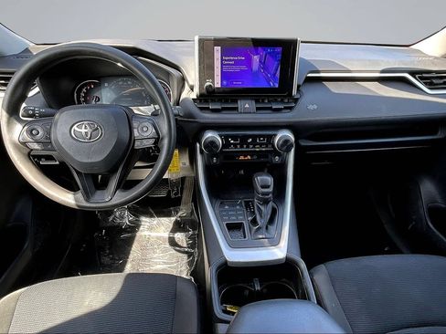Used 2023 Toyota RAV4 LE AWD/4WD image 7