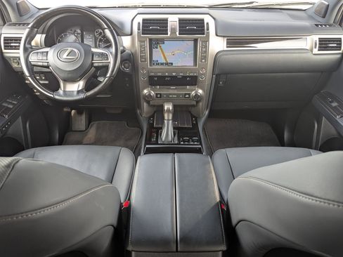 Used 2021 Lexus GX 460 Premium image 18