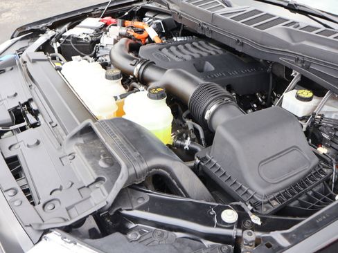 Used 2023 Ford F150 XLT w/ Equipment Group 302A High image 39