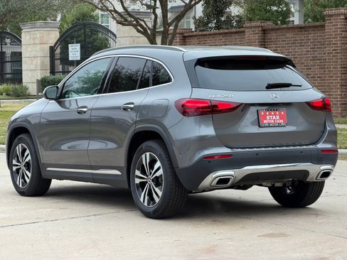 Certified 2025 Mercedes-Benz GLA 250 image 12