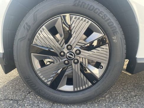 New 2025 Nissan Murano SL image 4