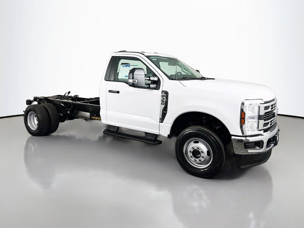 New 2025 Ford F350 XL w/ XL Chrome Package AWD/4WD 360° Tour