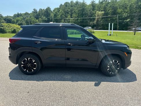 Used 2023 Chevrolet TrailBlazer LT AWD/4WD image 6