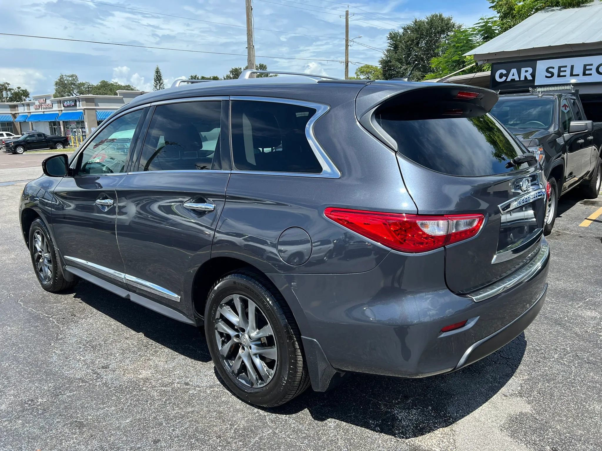Used 2014 INFINITI QX60 Luxe w/ Premium Package AWD/4WD image 7