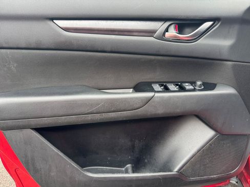 Used 2019 MAZDA CX-5 Sport FWD image 22