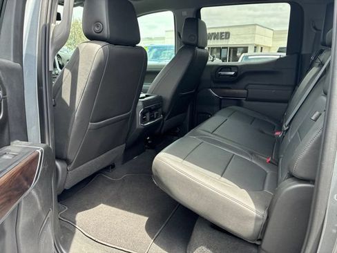 Used 2022 GMC Sierra 1500 SLT w/ SLT Premium Plus Package RWD image 13