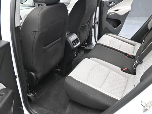 Used 2019 Chevrolet Equinox LT FWD image 13