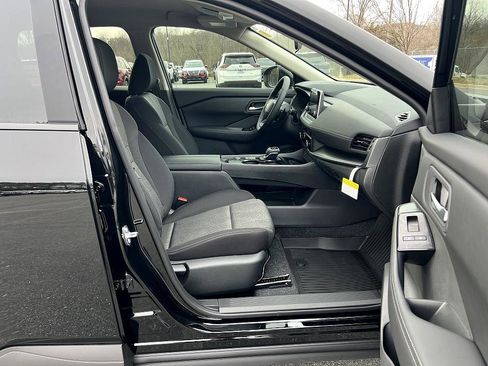 New 2026 Nissan Rogue SV image 35