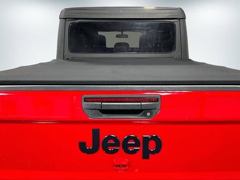 Used 2020 Jeep Gladiator Sport w/ Quick Order Package 24S AWD/4WD image 8