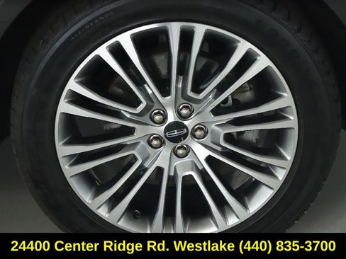 Used 2016 Lincoln MKX Reserve w/ Driver Assistance Package AWD/4WD image 10