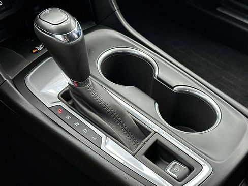 Certified 2019 Chevrolet Equinox Premier image 18