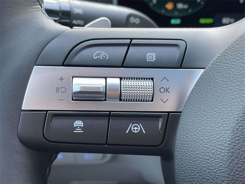 New 2026 Hyundai Tucson Limited image 22