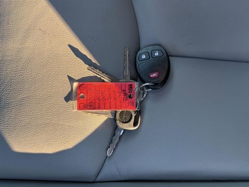 Used 2005 GMC Sierra 1500 SLT w/ Light Duty Power Package image 45