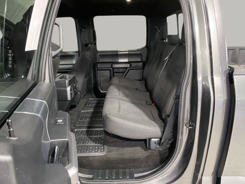 Used 2018 Ford F150 XLT w/ Equipment Group 302A Luxury AWD/4WD image 9